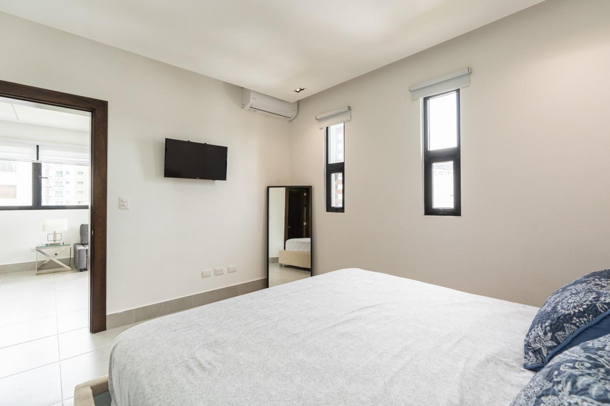 Modern Luxury Condo With Rooftop Pool & Gym Santiago De Los Caballeros Zewnętrze zdjęcie