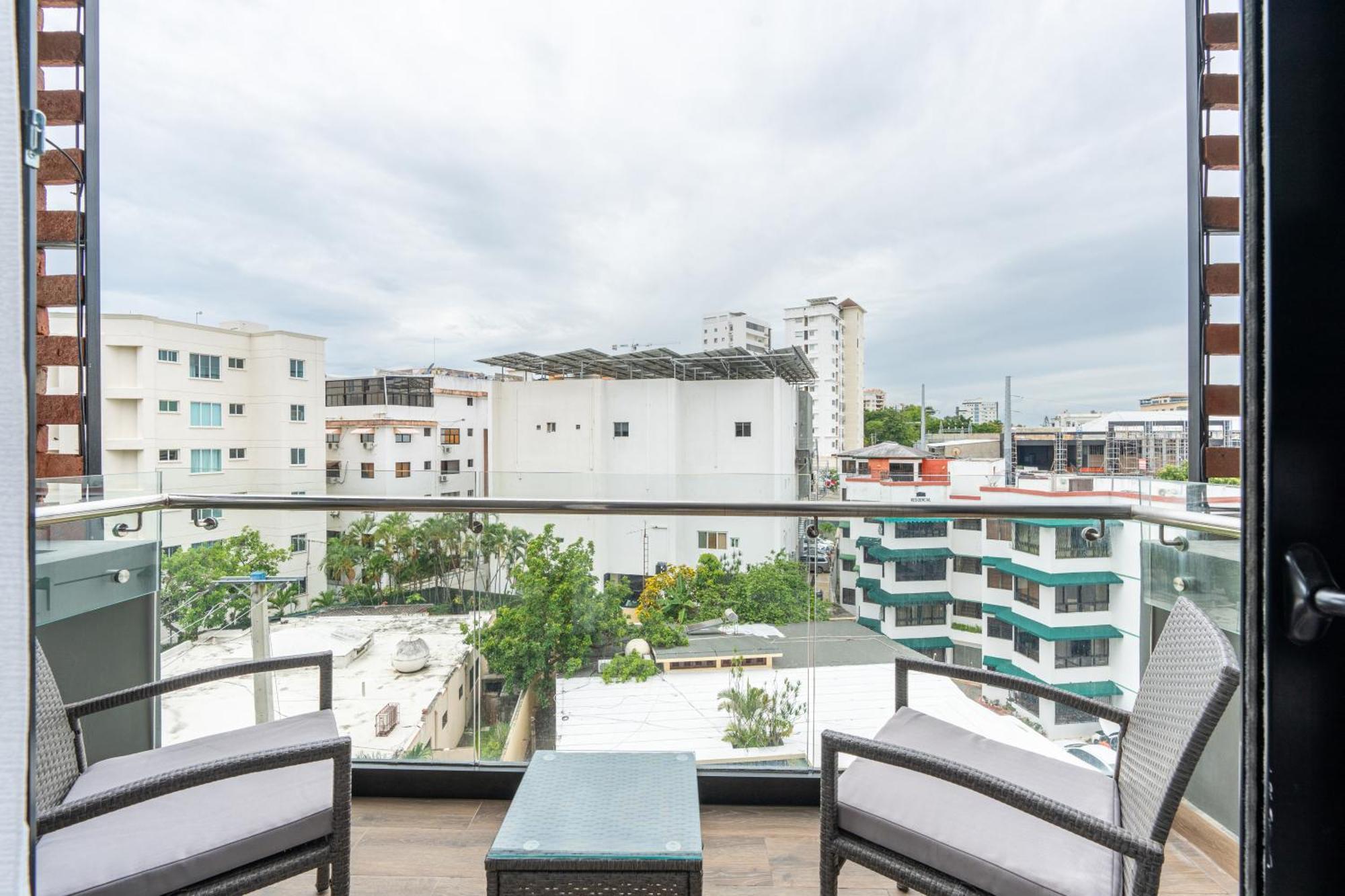 Modern Luxury Condo With Rooftop Pool & Gym Santiago De Los Caballeros Zewnętrze zdjęcie